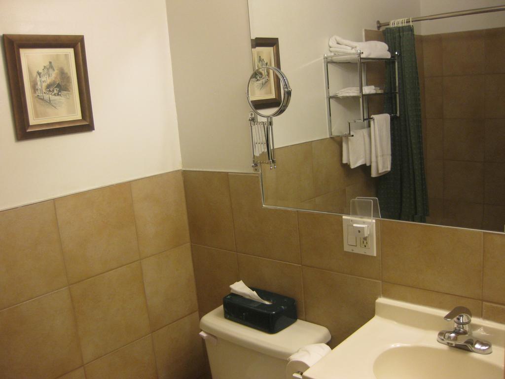 Motel Bel-Eau มอนเตเบลโล ภายนอก รูปภาพ